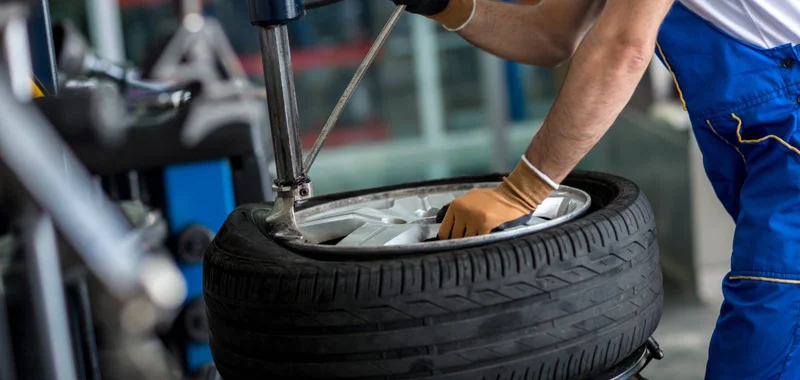 Lancashire Mobile Tyres van